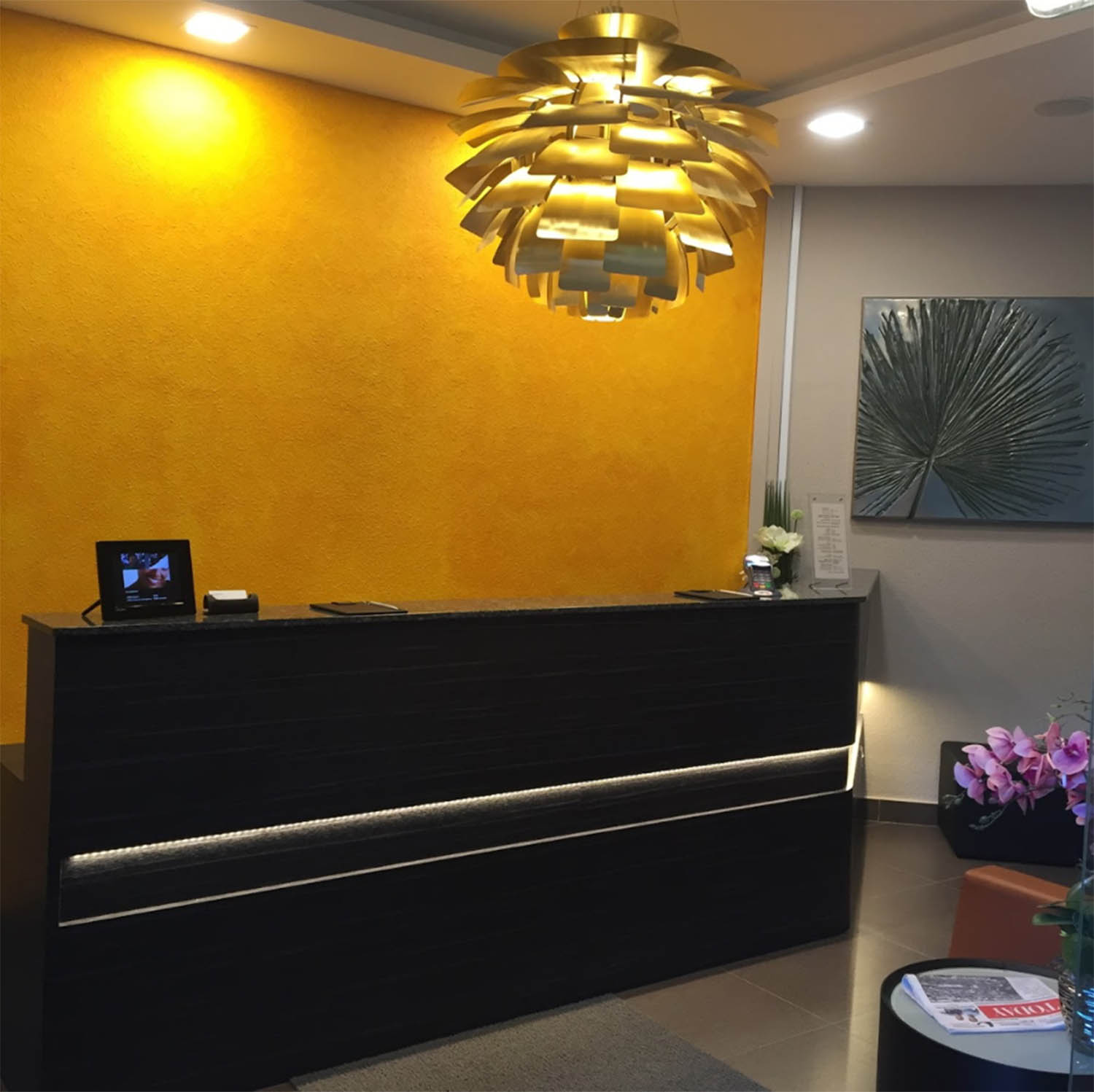 Valley Park Dental Clinic Reviews Services Located At Tanglin Central Region